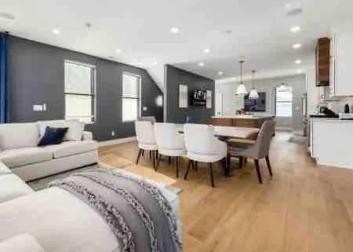 Сasa de vacaciones Brand New Build, D-town Views, Must Columbus