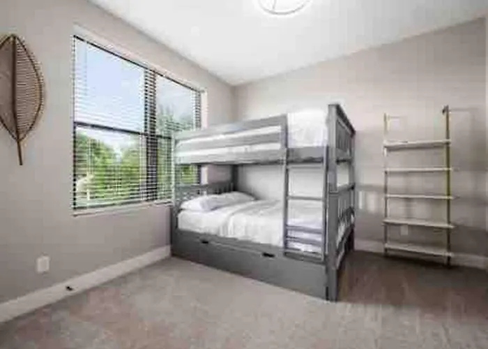Brand New Build, D-town Views, Must *