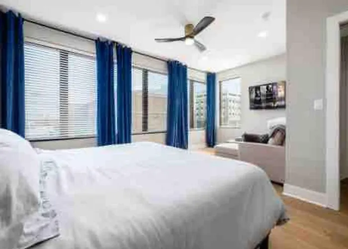 Сasa de vacaciones Brand New Build, D-town Views, Must