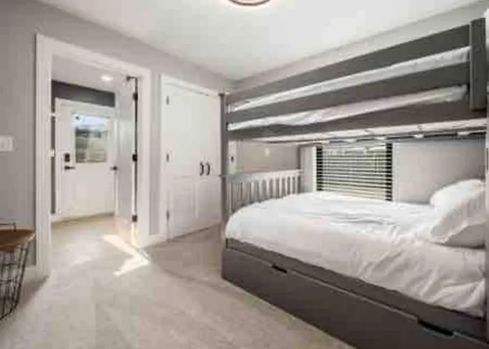 Brand New Build, D-town Views, Must