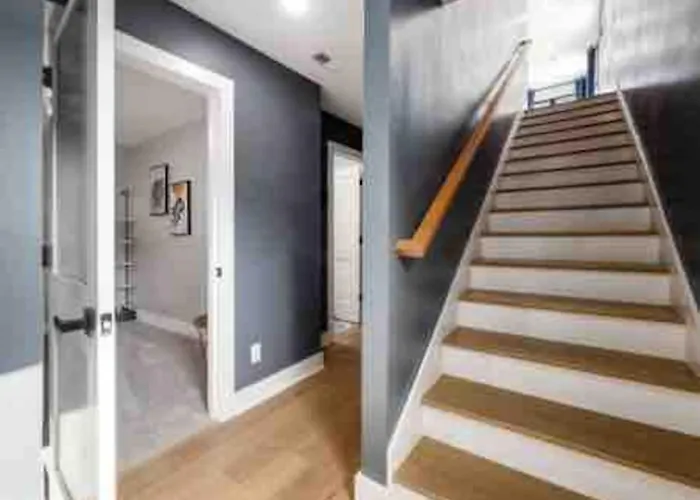 Brand New Build, D-town Views, Must *